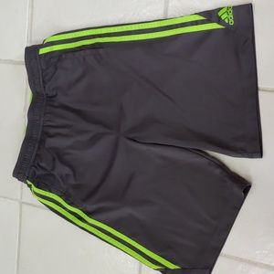 Boys ADIDAS Shorts Size 14/16 (L)